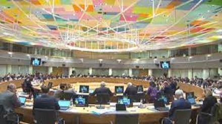 Immigrazione, pressioni del Consiglio Ue