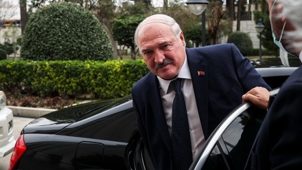 Pertemuan Ketua Parlemen Iran dengan Presiden Belarus