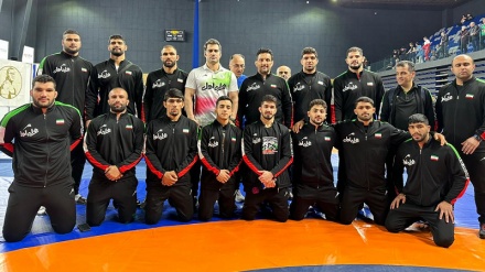 Завоевание 10 медалей для представителей Ирана по борьбе на Кубок Дана Колова и Петрова