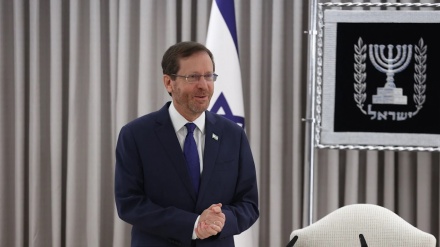 מנהלי החברות הגדולות במשק להרצוג: חרדים מהשלכות המהפכה המשפטית