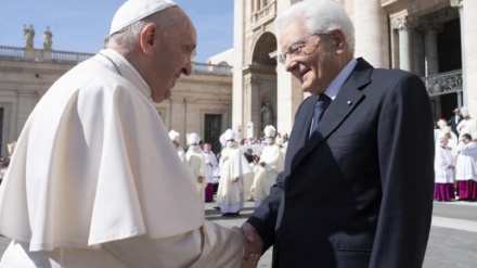 Italia, Mattarella messaggio di auguri al Papa per i dieci anni di Pontificato