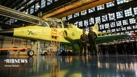 Prezantohet modeli i parë i avionit ushtarak të sofistikuar për trajnim