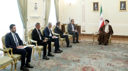 Iran, incontro del direttore generale dell'Aiea con il Presidente Raisi