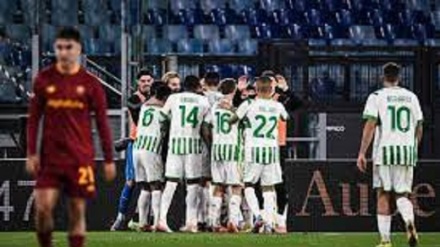 Italia. Posticipo Serie A, Roma-Sassuolo 3-4