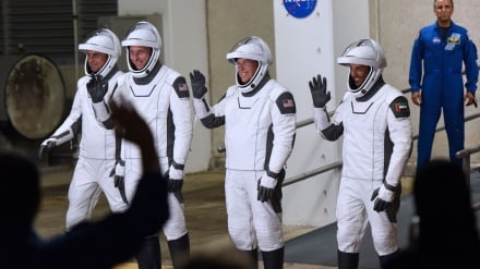 Spazio, lanciata capsula Dragon verso stazione internazionale