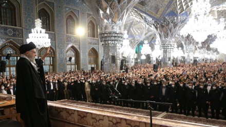 Rahbar: Kekuatan Internal dari Fondasi Sistem Islam dan Bangsa Iran Bersumber dari Iman