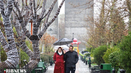 (FOTO) Tehran, aria di primavera - 1