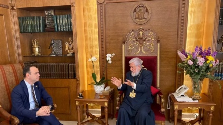 Զարեհ Սինանյանը հանդիպել է Արամ Ա-ի հետ