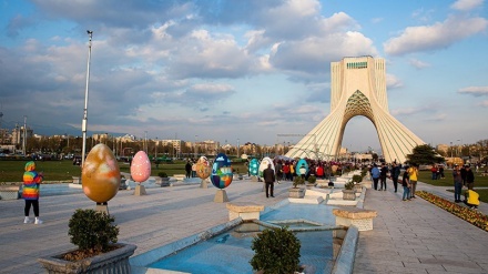 Azadi Square, Destinasi Wisata di Kota Tehran (1)
