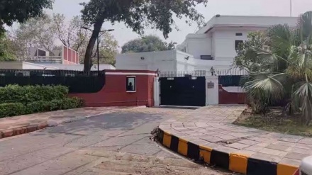  India removes security barricades outside UK mission 