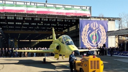 Iran Pamerkan Prototipe Jet Pelatihan Yasin