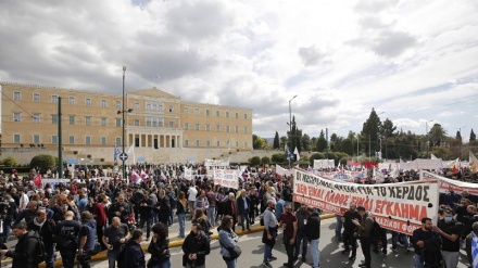 Grecia, nuove proteste dopo disastro ferroviario 