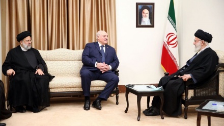 Ajetollah Khamenei: Vendet e sanksionuara nga SHBA-ja dhe shtetet perëndimore duhet të bashkojnë duart për të shkatërruar sanksionet