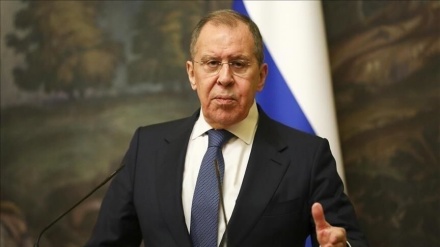 Lavrov: İran'a yönelik tüm yasadışı yaptırımlar iptal edilmelidir