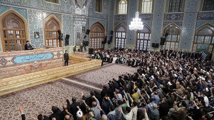 Pidato Rahbar untuk Tahun Baru 1402 HS di Mashhad (1)