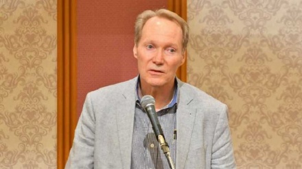  ケヴィン・メア氏、沖縄県知事の訪米に否定的な見方