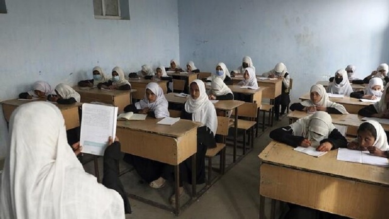 آغاز سال تحصیلی جدید افغانستان و افسوس دختران افغان