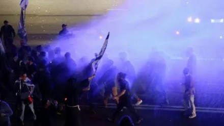 Нетаняхуга қарши намойишчилар  сионист полицияси томонидан зўравонлик билан бостирилмоқда