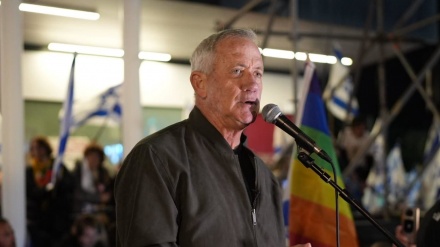 גנץ במחאה נגד ההפגנה המשפטית: אין פה אנרכיסטים