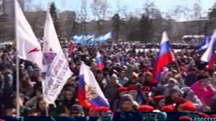 Putin, arrivo a sorpresa in Crimea: si celebra l'annessione