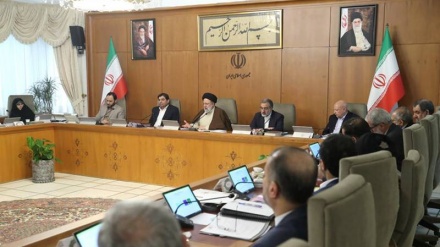 Raisi: Komploti i armikut për të helmuar nxënësit është krim kundër njerëzimit