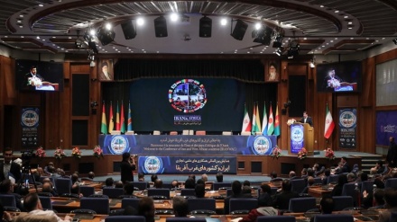 Iran Tandatangani 20 MoU dengan Negara-Negara Afrika Barat