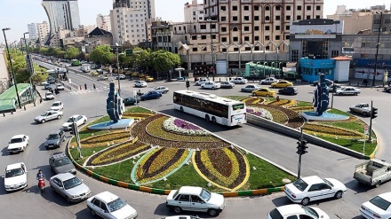 Nowruz 1402 HS, Kota Mashhad Dihias Bunga dan Lukisan 