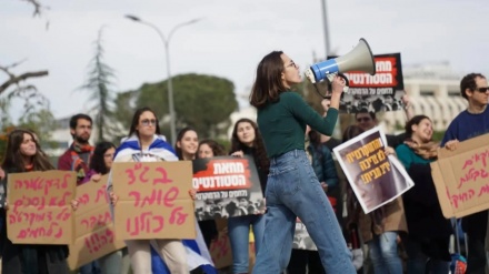 המחאה נגד המהפכה המשפטית: סיעות העבודה ויש עתיד הגיעו למוקד ההפגנה בת