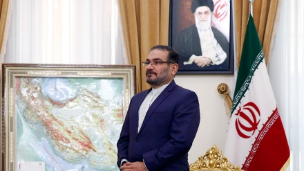 ईरान की सर्वोच्च राष्ट्रीय सुरक्षा परिषद के सचिव अली शमख़ानी बग़दाद पहुंचे