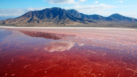 Хитойдаги ажойиб уч рангли кўл(видео)