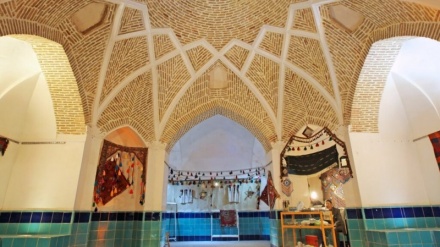 テヘラン市内のナッワーブ浴場；ガージャール朝時代の史跡