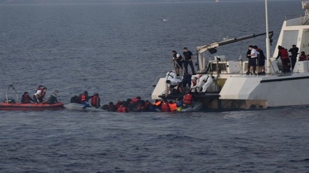 پلیس ترکیه 60 پناهجوی افغان را از مرگ در دریا به ساحل نجات رساند