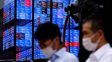 アジアで銀行株下落、市場全体の株価が低下