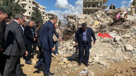 Kunjungi Daerah Gempa di Suriah, Ini Kata Menlu Iran