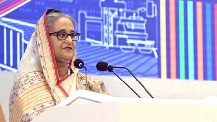 আঞ্চলিক বাজারের কেন্দ্রস্থল হচ্ছে বাংলাদেশ, বিদেশি ব্যবসায়ীদের বিনিয়োগের আহ্বান প্রধানমন্ত্রীর 