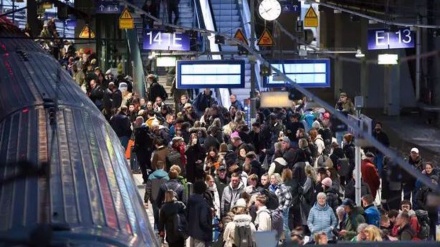 Deutschland-Megastreik: Bundesweiter Verkehrsstreik beginnt und sorgt für Reisechaos