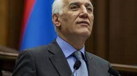 Il presidente dell’Armenia: 'Noi vittime collaterali del conflitto in Ucraina' 