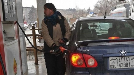 کاهش قیمت بنزین در افغانستان با اجرایی شدن توافق روسیه