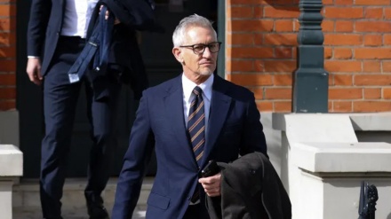 Calcio, BBC costretta a cedere, Gary Lineker torna in tv