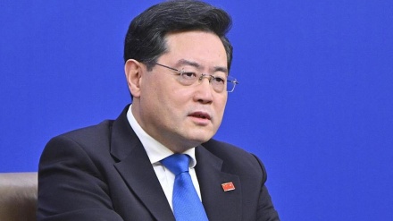 中国外长:推动国际社会形成解决乌克兰危机的最大公约数