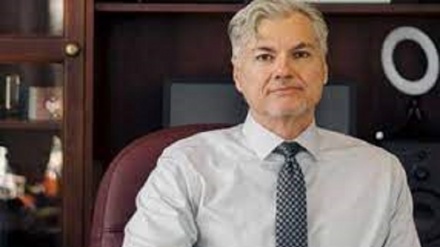 Trump, il magistrato che dovrà giudicarlo finanziava i dem e Biden