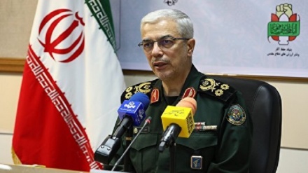 Иран Қарулы күштері бас штабының басшысы Оманның астанасы Маскатқа барды