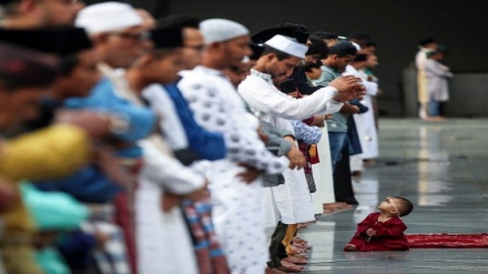 فیلم ؛ طنین تکبیر نماز عید فطر در جنوب شرق آسیا 
