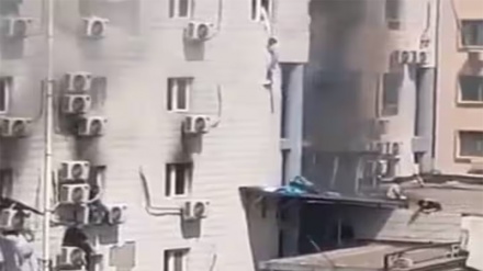 चीनी अस्पताल में लगी आग, गयी 21 की जान, लोग खिड़की से कूदे