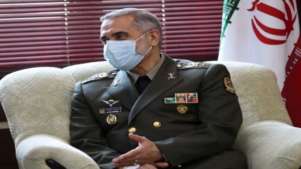 İran savunma bakanının Moskova'daki görüşmeleri
