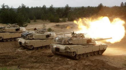 Russie/USA: l'escalade bat de plein fouet