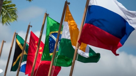 Comment les BRICS dépassent le G7?