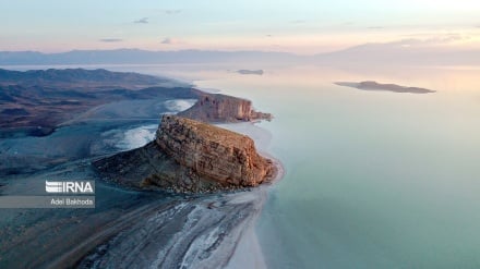 Kthehet jeta në liqenin e Urumijes në Iran