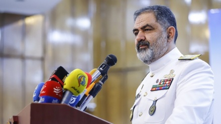 伊朗海军上将对美国船只在该地区行动做出反应
