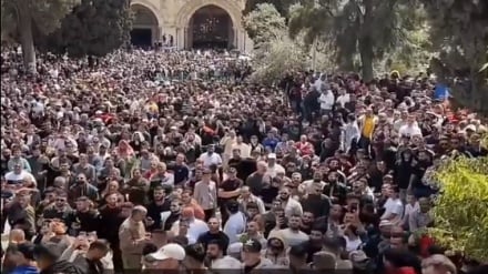 مسجد الاقصې ته شپیته زره لمونځ کوونکي تللي وو